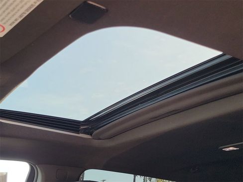 Certified 2023 GMC Sierra 2500 AT4 w/ AT4 Preferred Package image 19