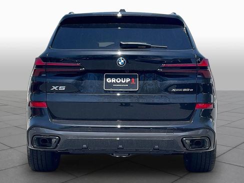 Used 2026 BMW X5 xDrive50e w/ M Sport Package AWD/4WD image 4