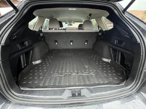 Used 2023 Subaru Outback Premium image 14