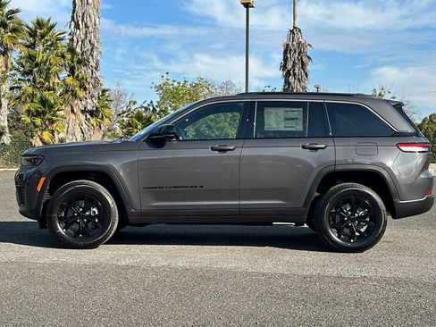 New 2026 Jeep Grand Cherokee Altitude AWD/4WD image 6