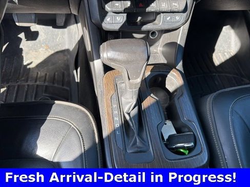 Used 2019 GMC Canyon Denali image 8