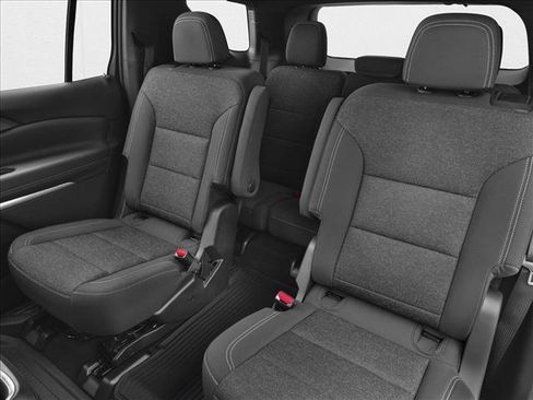 New 2026 Chevrolet Traverse LT FWD image 9