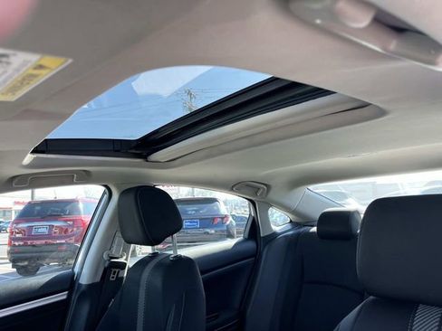 Used 2016 Honda Civic EX image 25