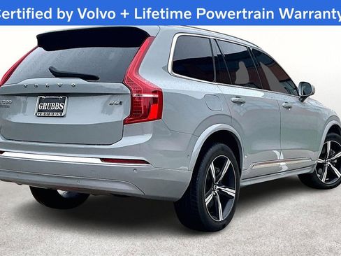 Certified 2025 Volvo XC90 B6 Plus image 2