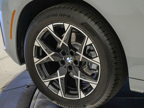 Used 2026 BMW X3 xDrive30i w/ Premium Package AWD/4WD image 10