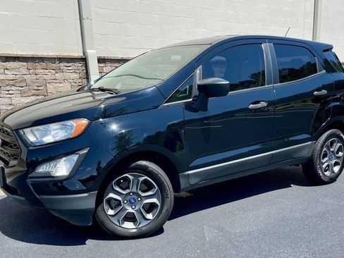 Used 2020 Ford EcoSport S image 2