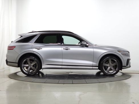 Used 2024 Genesis GV70 3.5T Sport w/ Sport Advanced Package AWD/4WD image 14