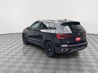 Used 2022 Volkswagen Taos SE video 2