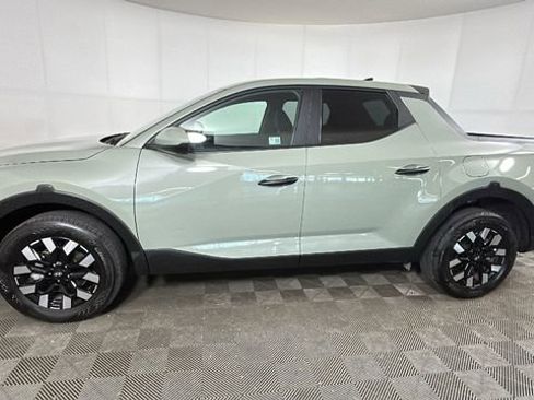 Certified 2025 Hyundai Santa Cruz SE FWD image 6
