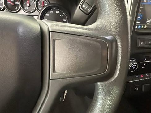 Used 2019 Chevrolet Silverado 1500 Custom w/ Custom Value Package AWD/4WD image 17