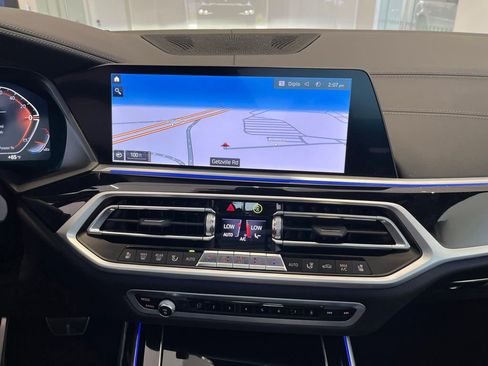 Used 2022 BMW X7 xDrive40i AWD/4WD image 41