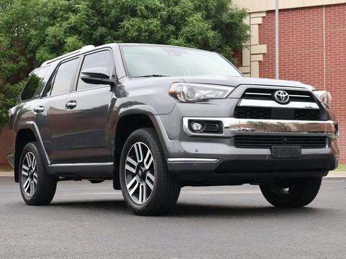 Used 2022 Toyota 4Runner Limited AWD/4WD image 1