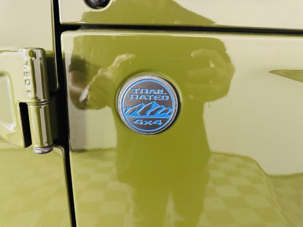 Used 2024 Jeep Wrangler Unlimited AWD/4WD image 28