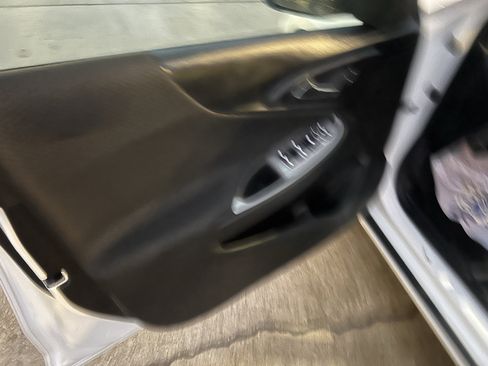 Used 2024 Chevrolet Malibu LT image 13