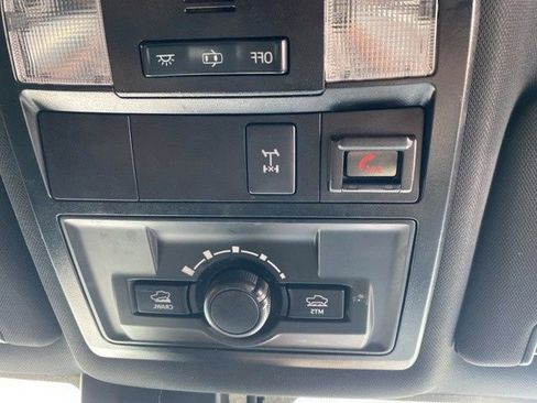 Used 2021 Toyota Tacoma TRD Off-Road w/ Technology Package image 21