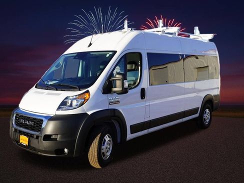 Used 2022 RAM ProMaster 2500 w/ Convenience Group FWD image 11