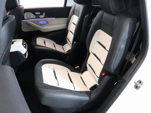 Used 2024 Mercedes-Benz GLS 63 AMG 4MATIC image 13