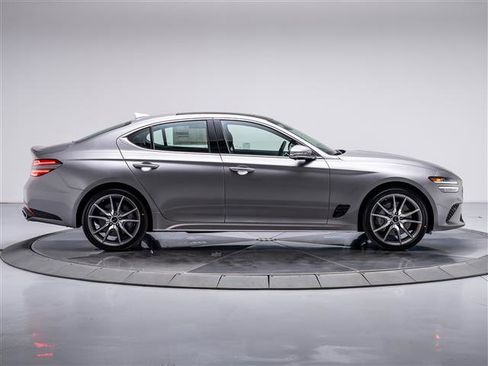 New 2026 Genesis G70 2.5T Prestige image 6