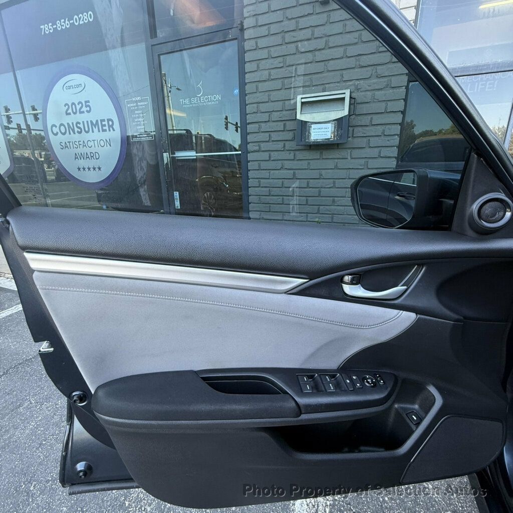 Used 2019 Honda Civic EX image 19