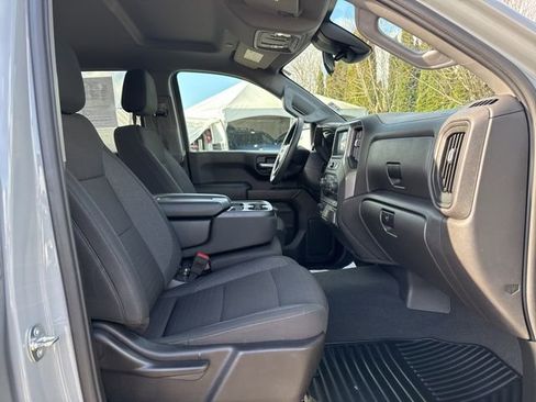 Used 2024 Chevrolet Silverado 1500 Custom Trail Boss w/ LPO, Dark Essentials Package image 13