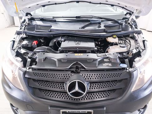 Used 2022 Mercedes-Benz Metris image 35
