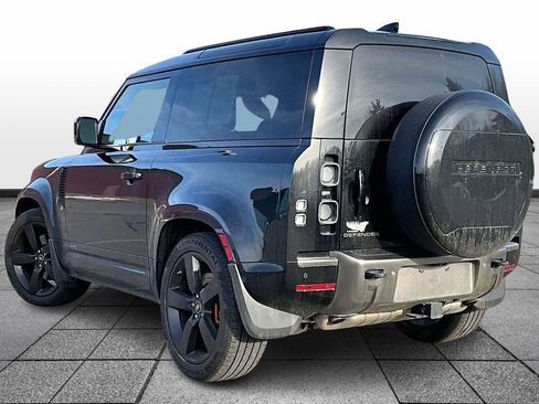 Used 2021 Land Rover Defender 90 X image 2