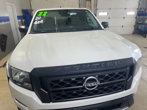 Used 2022 Nissan Frontier S w/ Technology Package image 2