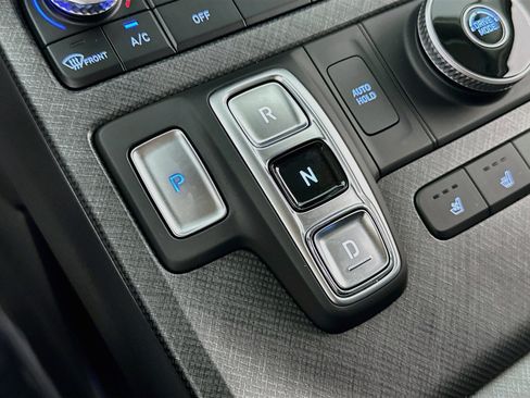Used 2023 Hyundai Palisade Limited FWD image 17