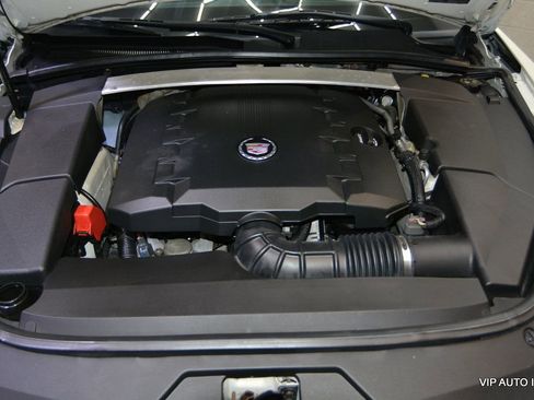 Used 2010 Cadillac CTS Wagon image 33