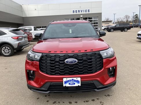 New 2026 Ford Explorer ST-Line w/ ST-Line Street Pack AWD/4WD image 3