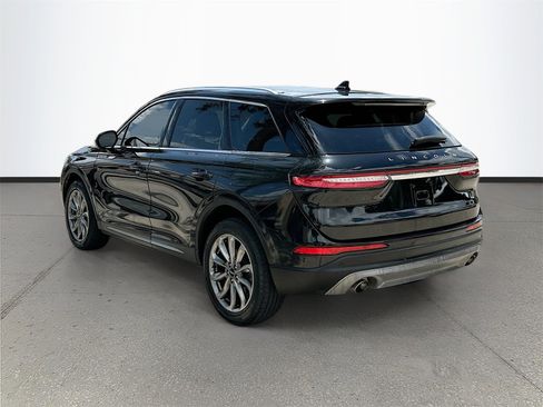 Used 2021 Lincoln Corsair AWD w/ Premium Package image 5