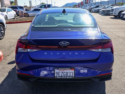 Used 2023 Hyundai Elantra SEL w/ Convenience Package image 5