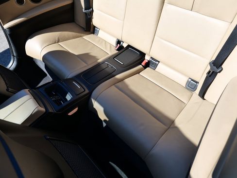 Used 2013 BMW M3 Convertible image 41