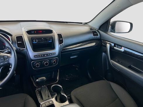 Used 2014 Kia Sorento LX FWD image 20