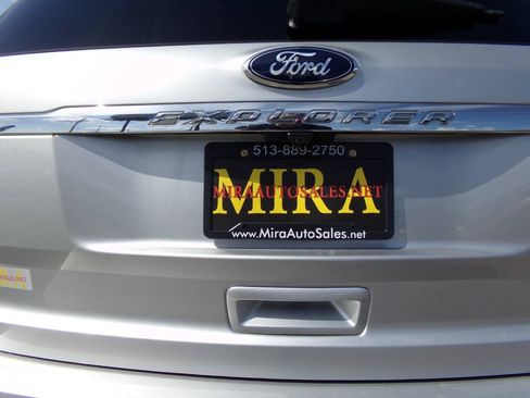 Used 2013 Ford Explorer XLT FWD image 37