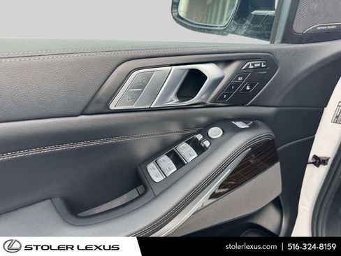 Used 2019 BMW X7 xDrive50i w/ Premium Package image 15