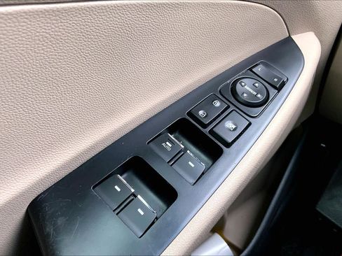 Used 2016 Hyundai Tucson Limited w/ Option Group 03 FWD image 36