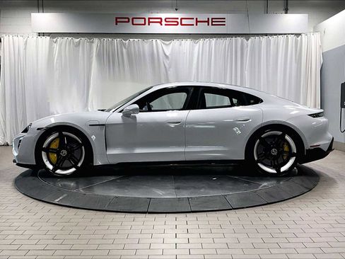 Used 2022 Porsche Taycan Turbo S image 2