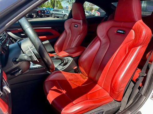 Used 2018 BMW M4 Coupe RWD image 14