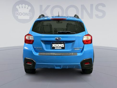 Used 2017 Subaru Crosstrek 2.0i Premium w/ Moonroof Package image 5