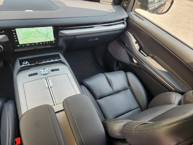 New 2027 Lincoln Navigator Reserve w/ Jet Appearance Package AWD/4WD image 12