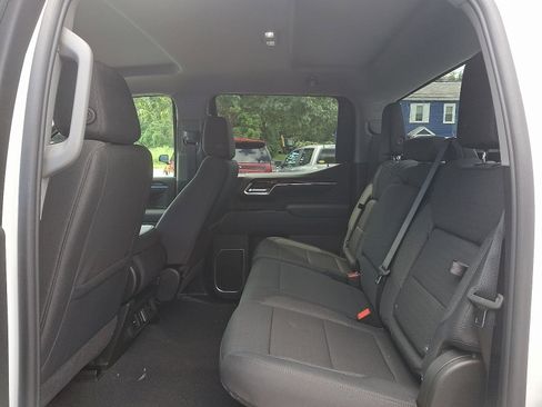 New 2026 GMC Sierra 1500 Elevation image 10