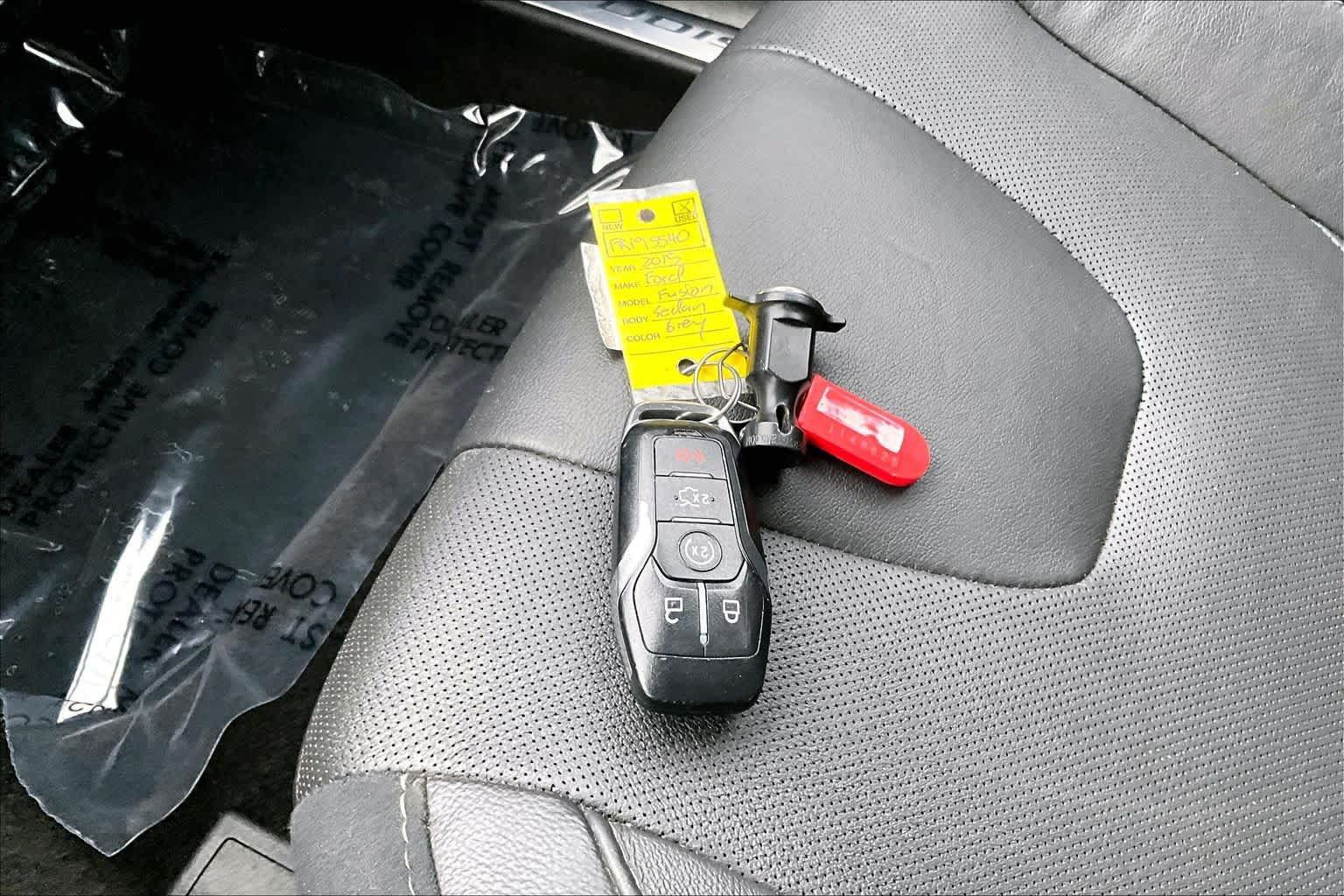 Used 2015 Ford Fusion Titanium FWD image 15