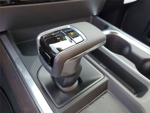 New 2026 GMC Sierra 1500 SLT w/ SLT Premium Package image 31