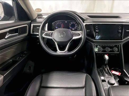 Used 2023 Volkswagen Atlas SE image 18