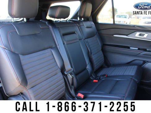 Used 2025 Ford Explorer ST-Line w/ Premium Package RWD image 49