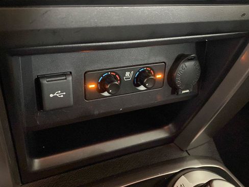 Used 2023 Toyota 4Runner Limited AWD/4WD image 16
