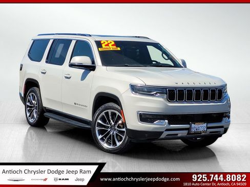 Certified 2022 Jeep Wagoneer Series II w/ Premium Group I AWD/4WD image 1