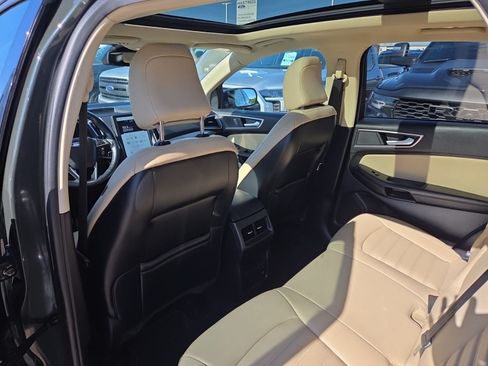 Certified 2023 Ford Edge SEL w/ Convenience Package AWD/4WD image 44