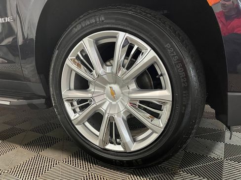 Used 2022 Chevrolet Tahoe High Country AWD/4WD image 3